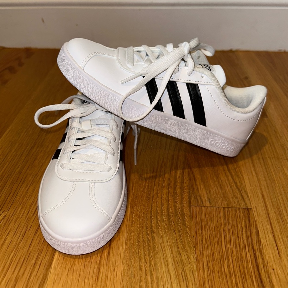 Brand new without the box Adidas Grand Court kids size 1